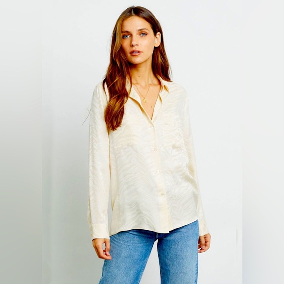Rails 100% Silk Kate Button Down Blouse in White Tiger Jacquard M - Picture 1 of 10